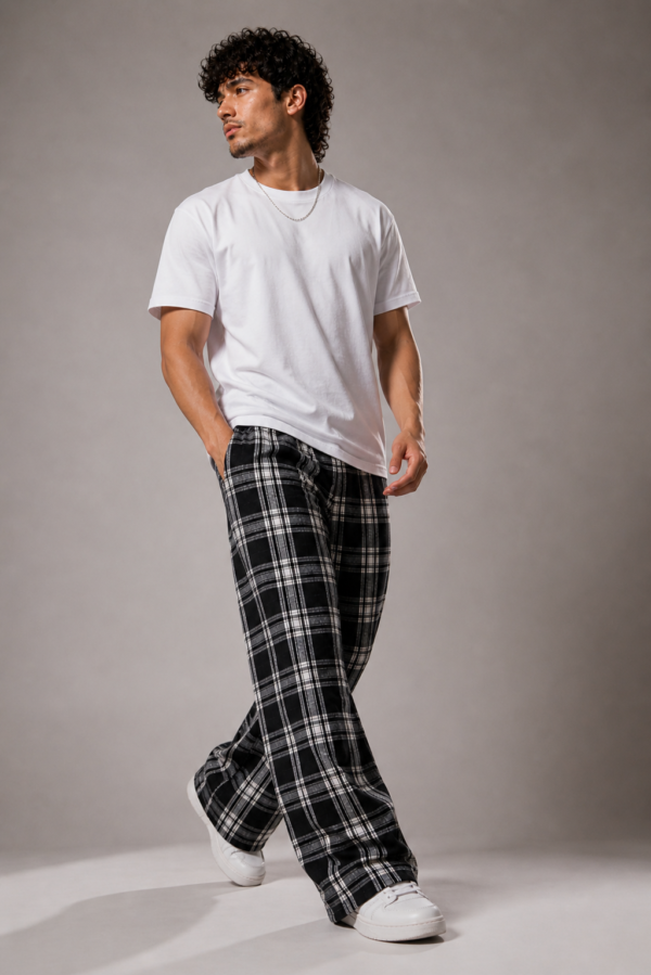 Unisex Baggy Classic Check Lower – Black/White